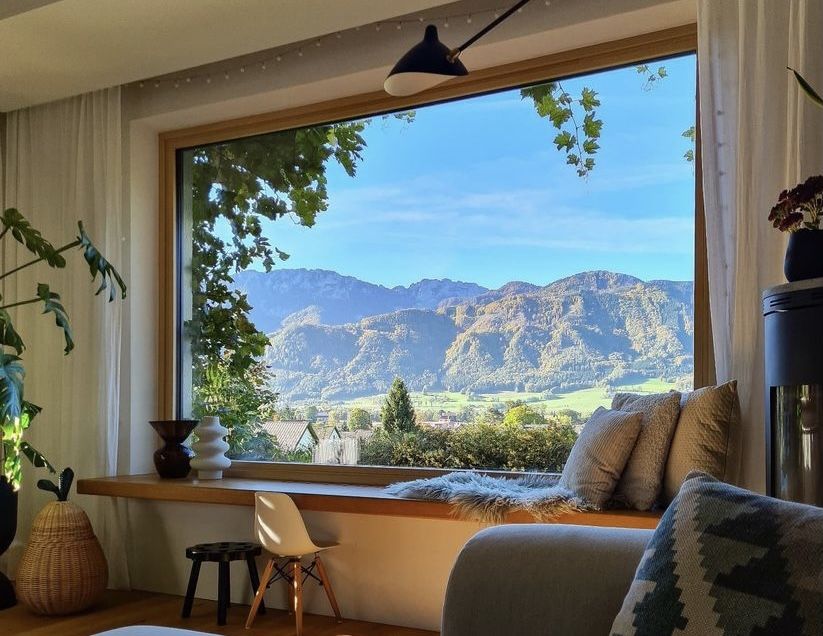 Large picture window offering a panoramic outdoor view for your home.