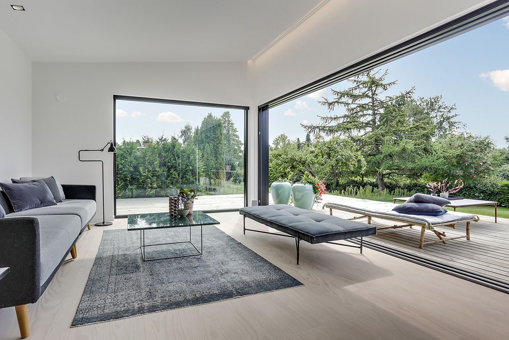 Sleek and stylish picture windows for an unobstructed view and natural light.